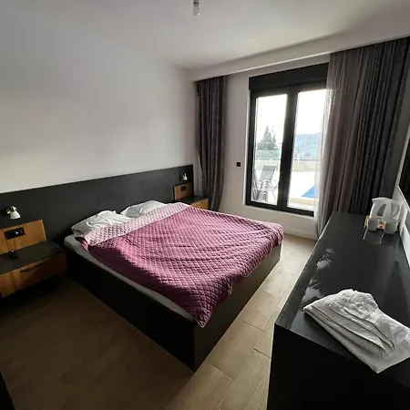 Elia Hotel