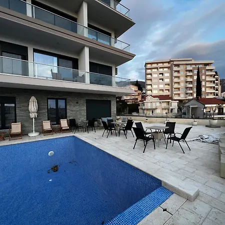 Elia Hotel 4*